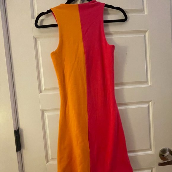 Retro Pink & Orange Dress with Cutouts (space-y feel) - Picture 7 of 7